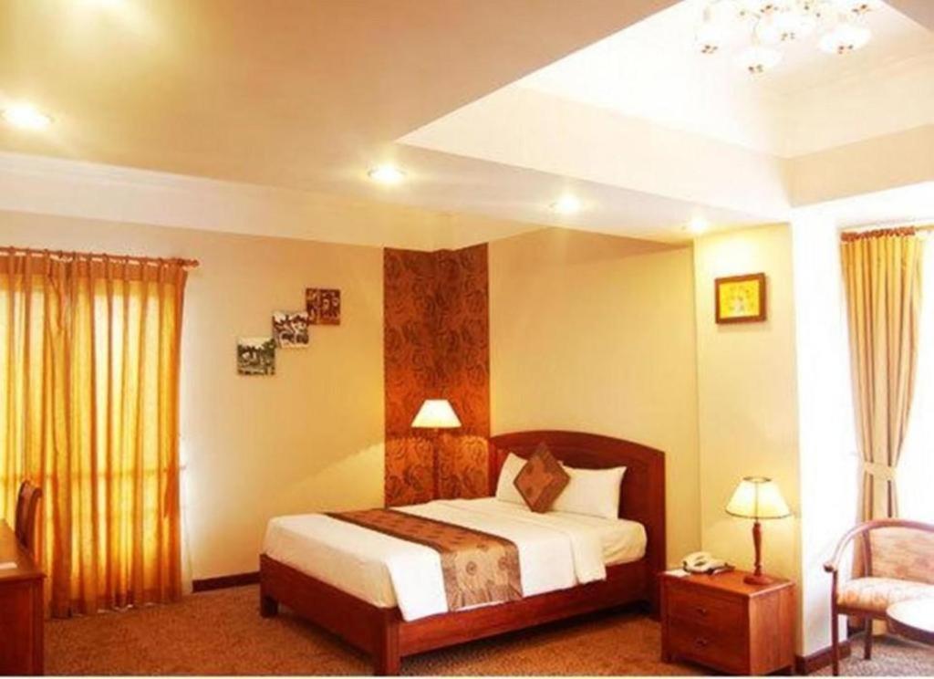 Nha Khach Quoc Hoi Khách sạn TP. Hồ Chí Minh