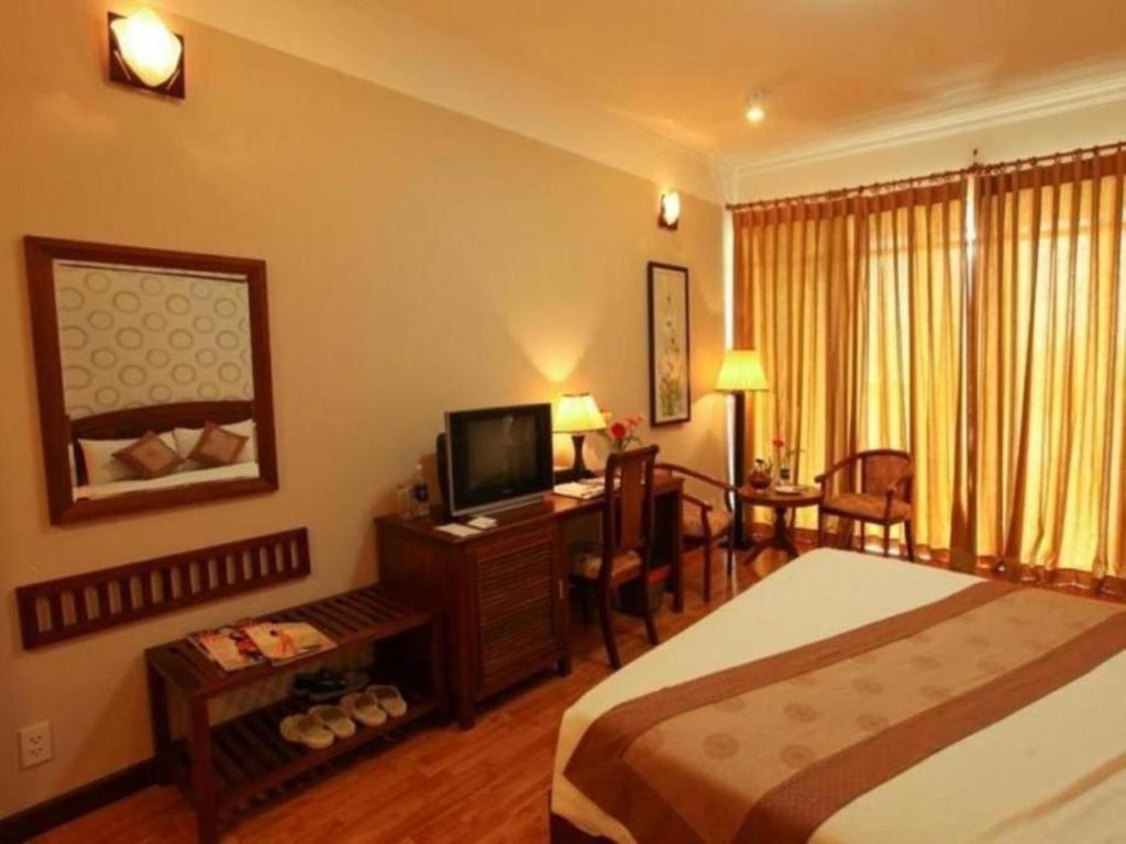 Nha Khach Quoc Hoi 3* TP. Hồ Chí Minh
